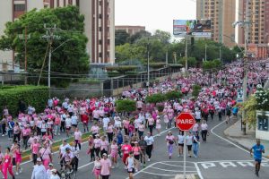 Alcaldía de Maracaibo participó activamente en la 25° Caminata por la Vida de FAMAC