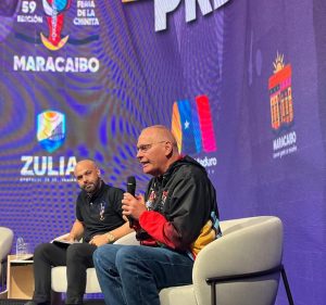 Alcalde Di Martino: “Con Maracaibo Emprende se apoya la producción nacional en la Feria de la Chinita