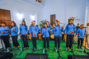 La Casa del Pueblo se Ilumina: Gaitas y Esperanza Marcan el Inicio de la Navidad Zuliana