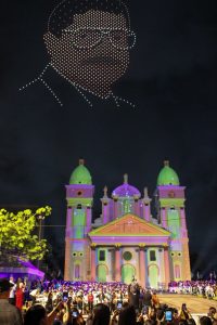 Maracaibo canta al Parroquiano: 1.600 gaiteritos y 1.500 drones iluminan el cielo en homenaje a Astolfo Romero