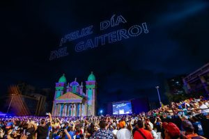 Maracaibo honra a “El Parroquiano”: 1.500 gaiteritos y un espectáculo de drones iluminan el Día del Gaitero