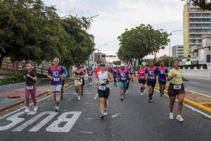 Más de 1300 corredores participaron en la carrera 10K de Cobeca con respaldo de la Alcaldía