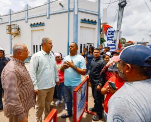 Plan de Asfaltado en San José de Perijá Regalo del Gobernador Caldera al pueblo