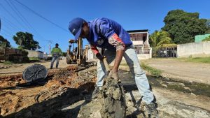 Saneamiento Exitoso en La Salina: 1.400 Familias Transformadas