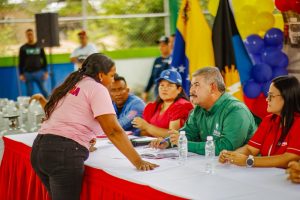 Gobernador Luis Caldera impulsa el Poder Comunal en Rosario de Perijá
