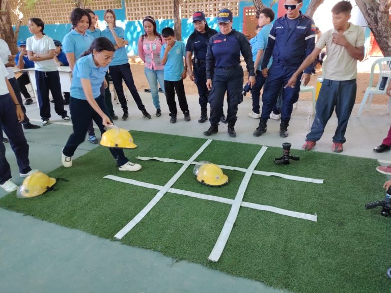 Maracaibo capacita 850 alumnos en primeros auxilios